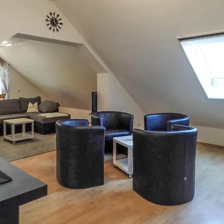 Lovely In With Wifi Apartament