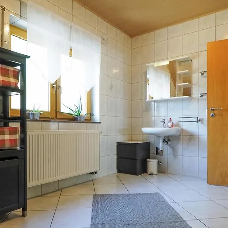 2 Bedroom Cozy In