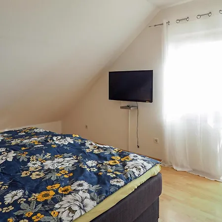 2 Bedroom Cozy In Kemmenau