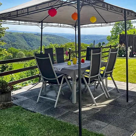 2 Bedroom Cozy In